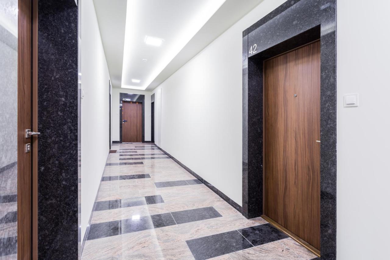 Resinest Apartamenty Jurowiecka J17 Białystok Extérieur photo
