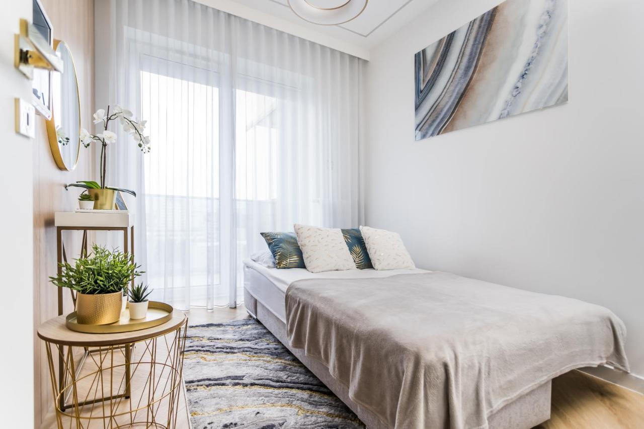 Resinest Apartamenty Jurowiecka J17 Białystok Extérieur photo